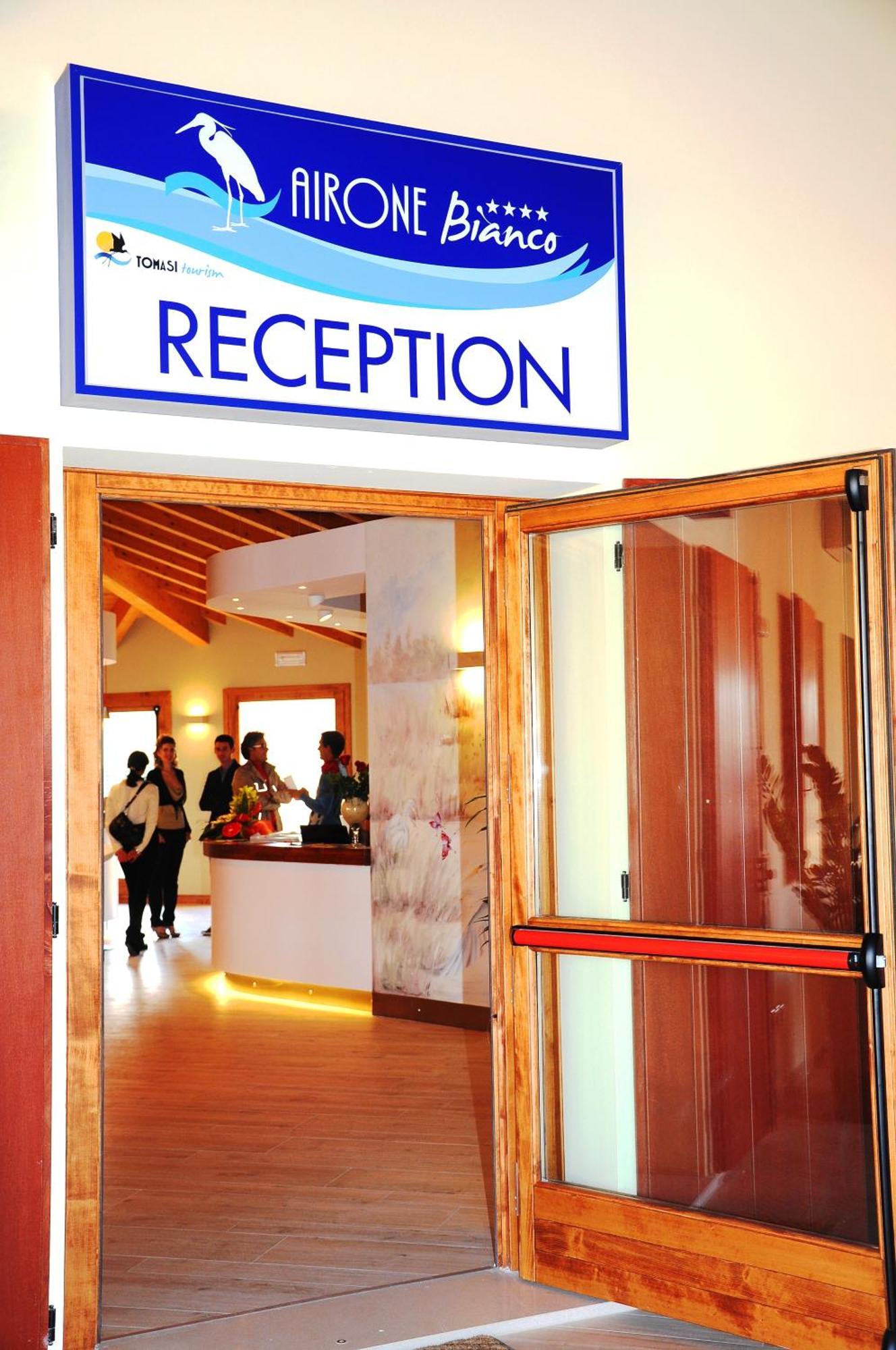 Airone Bianco Residence Village Lido delle Nazioni Εξωτερικό φωτογραφία