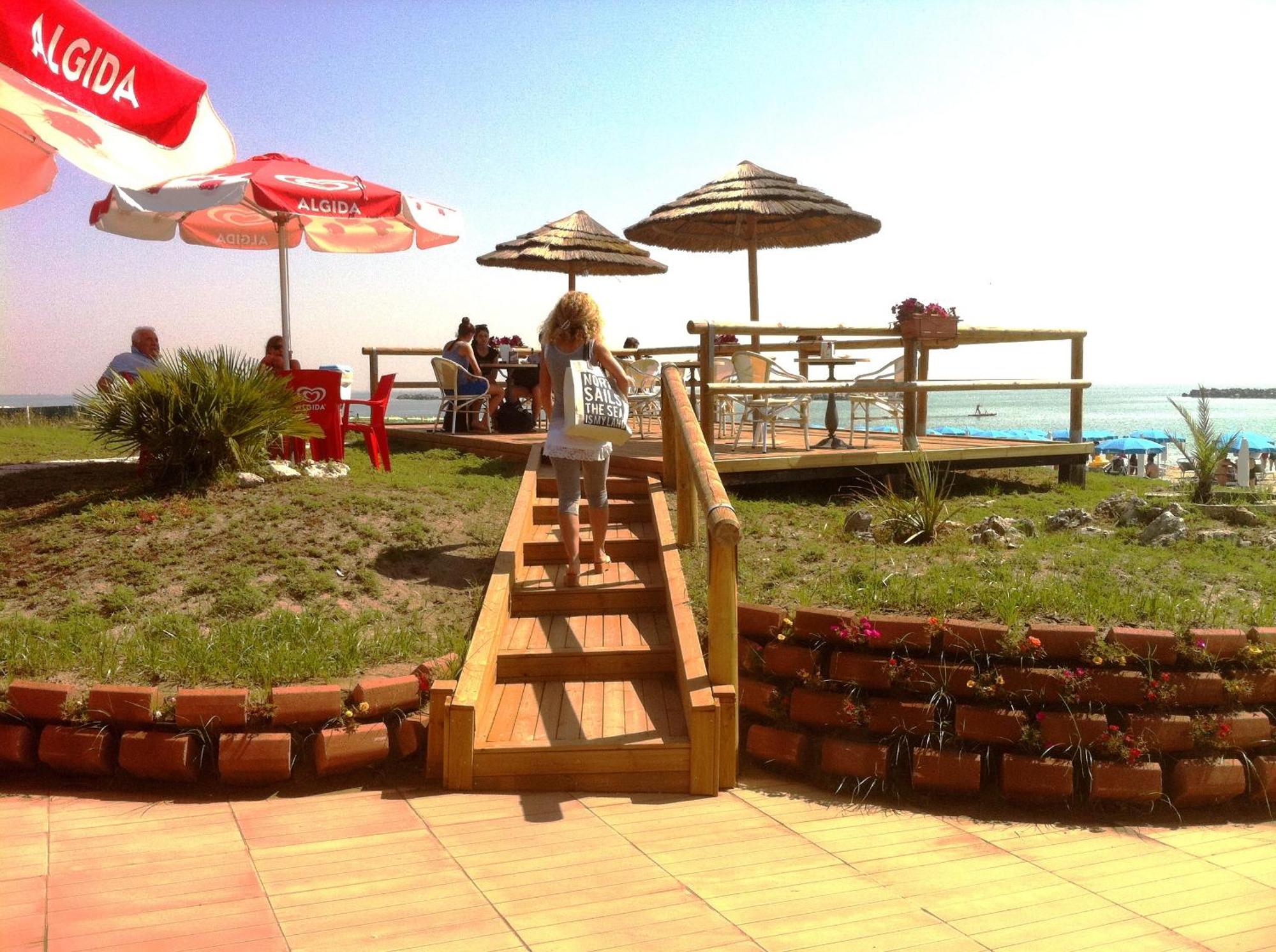 Airone Bianco Residence Village Lido delle Nazioni Εξωτερικό φωτογραφία